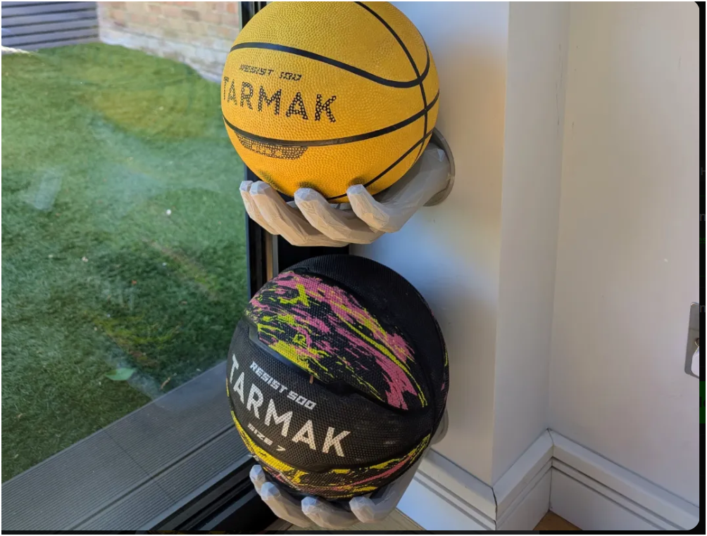 🏀 Ball Wall Holder